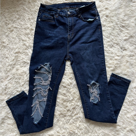 SHEIN Denim - SHEIN Dark Blue Distressed Skinny Jeans With Chains